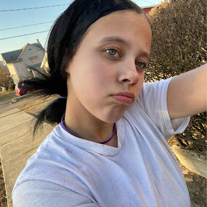 Meet your Posher, Nylana